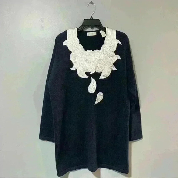 Apart Impressions Womens Size XL Wool Blend Navy Knit Appliqué Sweater Longline - Picture 1 of 9